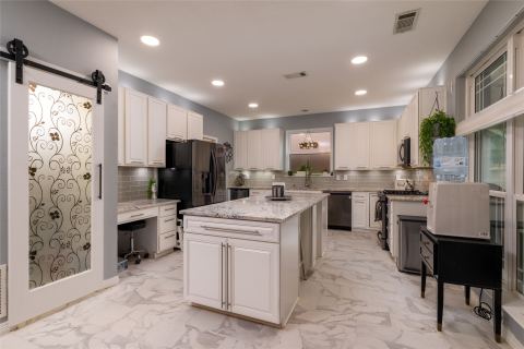 3517 Castlewood Court, Flower Mound, TX 75022 — photo 2