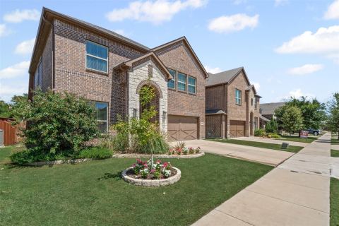 132 Peace Place, Aledo
