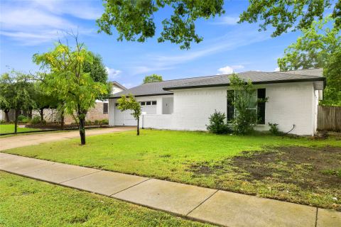 1721 Overbrook Drive, Arlington, TX 76014 — photo 3