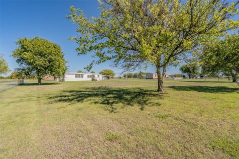 7885 Little Branch, Waxahachie, TX 75167 — photo 3