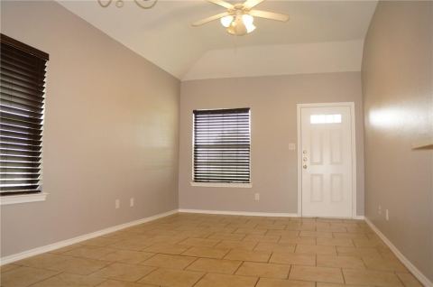 5920 Lovingham Court, Arlington, TX 76017 — photo 2