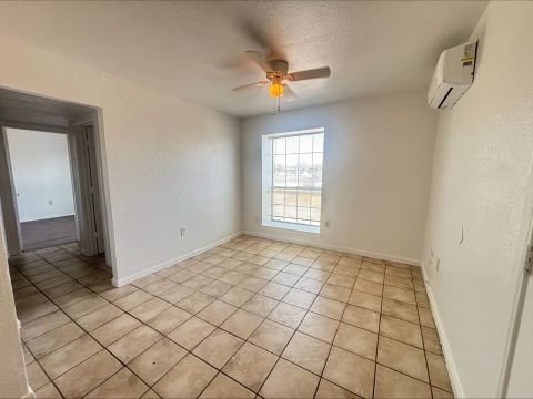 612 Luxton Street 202, Fort Worth, TX 76104 — photo 2
