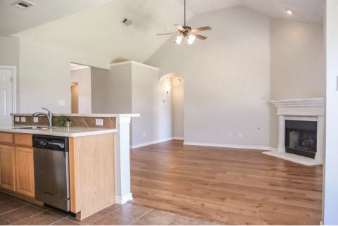 5716 Balmorhea Drive, Denton, TX 76226 — photo 3