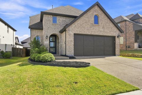1749 Dartmoor Drive, Carrollton, TX 75010 — photo 2