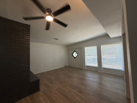 434 E Spring Valley Road, Richardson, TX 75081 — photo 2