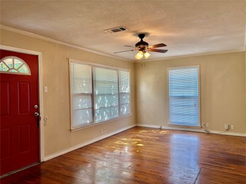 2225 N Shannon Street, Sherman, TX 75092 — photo 2