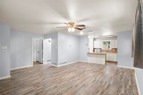 521 Hilltop Drive, Tool, TX 75143 — photo 2