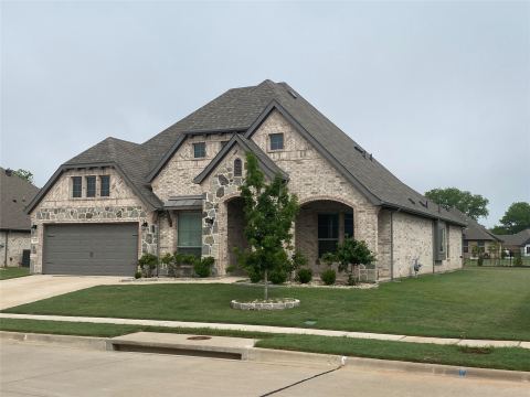209 Johnson Street, Granbury, TX 76048 — photo 2