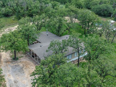 309 Tejas Trail, Springtown, TX 76082 — photo 3