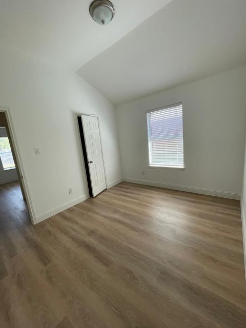 2049 Sunny Side Drive, Little Elm, TX 75068 — photo 3