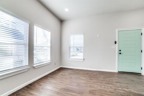 2316 Marburg Street, Dallas, TX 75215 — photo 2