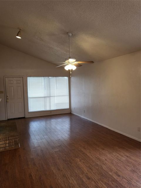 2716 Saint George Place, Arlington, TX 76015 — photo 2
