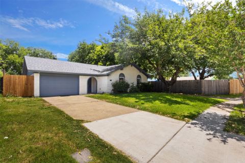 1065 Sunset Circle, Garland, TX 75040 — photo 2