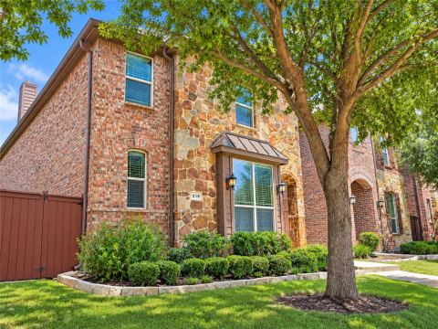 219 Carrington Lane, Lewisville, TX 75067 — photo 3