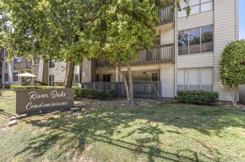 4859 Cedar Springs Road 152, Dallas