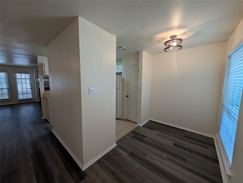5981 Arapaho Road 308, Dallas, TX 75248 — photo 3