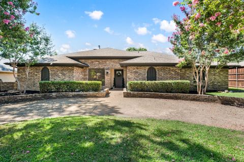 1916 Lake Hill Lane, Plano, TX 75023 — photo 2