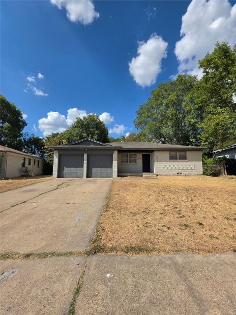 9421 Bluffcreek Drive, Dallas, TX 75227 — photo 2