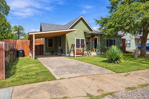 215 W Munson Street, Denison, TX 75020 — photo 3