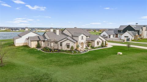 223 Angelina Drive, Aledo, TX 76008 — photo 2