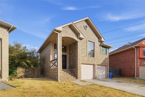 1335 Jasmine Drive, Lewisville, TX 75077 — photo 2