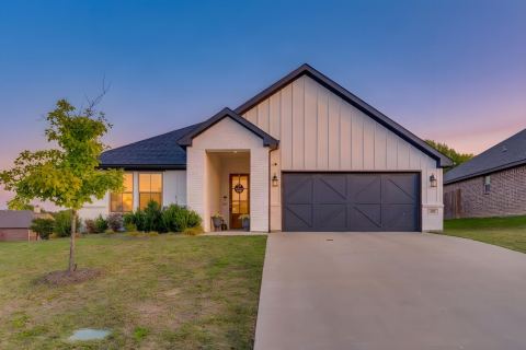 101 Buckeye Drive, Weatherford