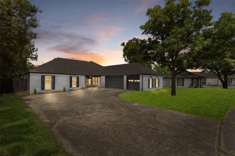 5000 Edgewater Drive, Rowlett, TX 75088 — photo 2