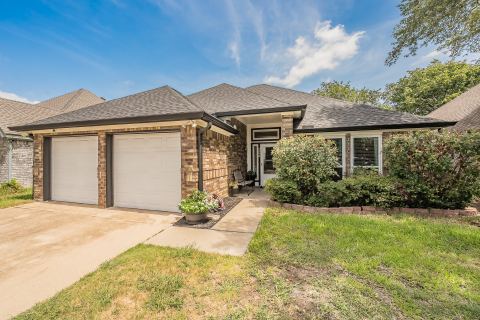 9948 Pack Saddle Trail, Fort Worth, TX 76108 — photo 2