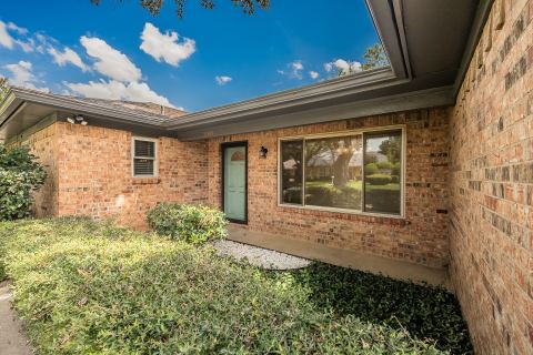 1100 Purdue Drive, Arlington, TX 76012 — photo 3