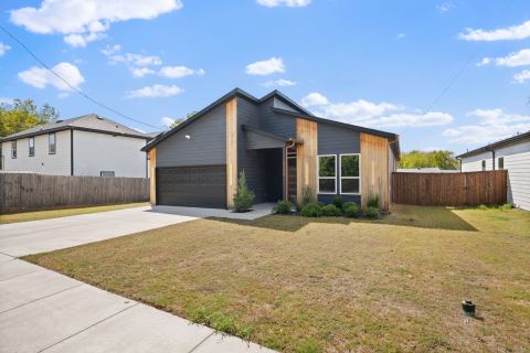 3220 Houston Street, Greenville, TX 75401 — photo 3