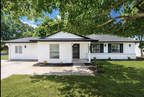 1208 Andrews Street, Arlington