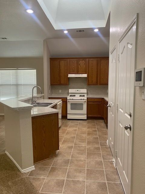 10621 Lipan Trail, Fort Worth, TX 76108 — photo 2
