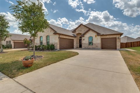 617 Mesquite Grove Road, Midlothian, TX 76065 — photo 2