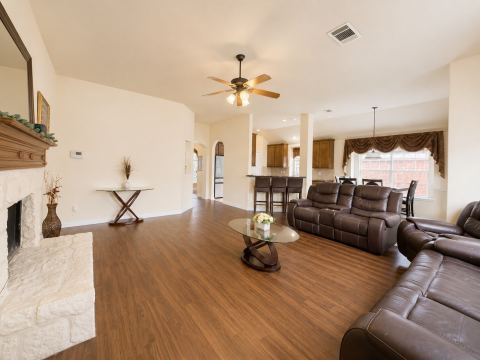 2201 Trickling Creek Drive, Garland
