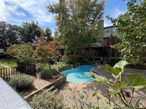 5740 Martel Avenue B12, Dallas, TX 75206 — photo 2