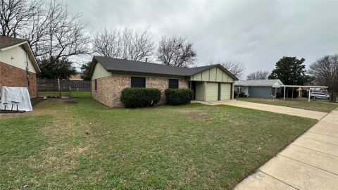 5916 Kary Lynn Drive S, Watauga, TX 76148 — photo 2