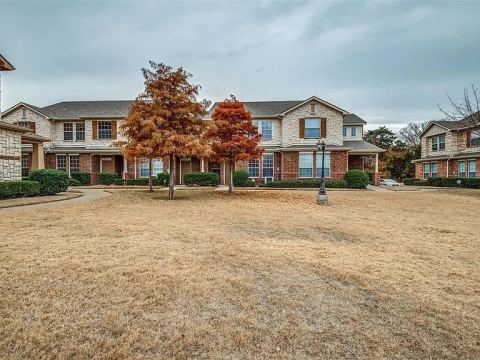 2742 Olympic Park Drive, Grand Prairie, TX 75050 — photo 2