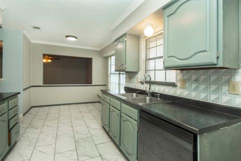 5738 Diana Drive, Garland, TX 75043 — photo 3
