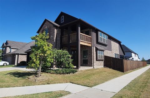 900 Superbloom Avenue, Justin, TX 76247 — photo 2