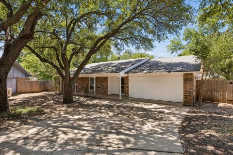 2612 Rush Valley Court, Arlington, TX 76016 — photo 2