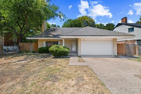 215 Johnson Drive, Duncanville, TX 75116 — photo 3