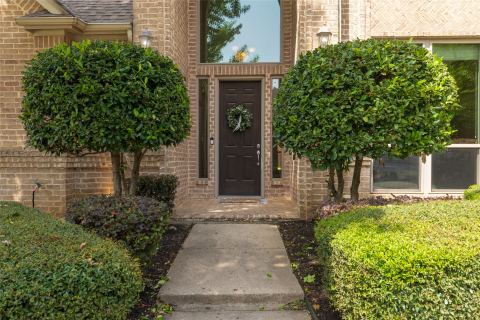 8105 Thornwood Drive, North Richland Hills, TX 76182 — photo 3