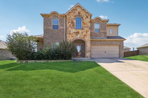 1506 Oak Park Lane, Cedar Hill