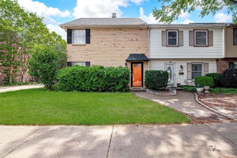 601 St Charles Drive, Arlington
