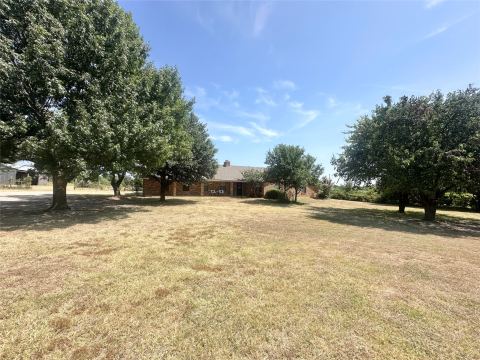 2829 Bailey Lane, Aubrey, TX 76227 — photo 2