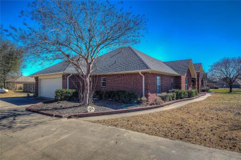 302 Briarwood Lane, Sulphur Springs, TX 75482 — photo 2