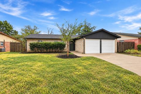 3205 Fargo Court, Fort Worth, TX 76133 — photo 3