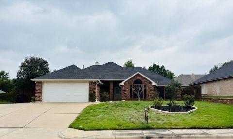432 Shelby Drive, Burleson
