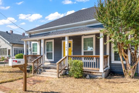 103 May Avenue, Cleburne, TX 76031 — photo 2