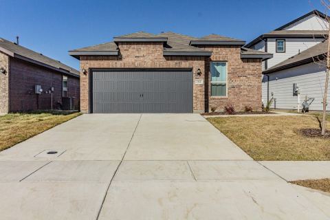 2112 River Pine Road, Forney